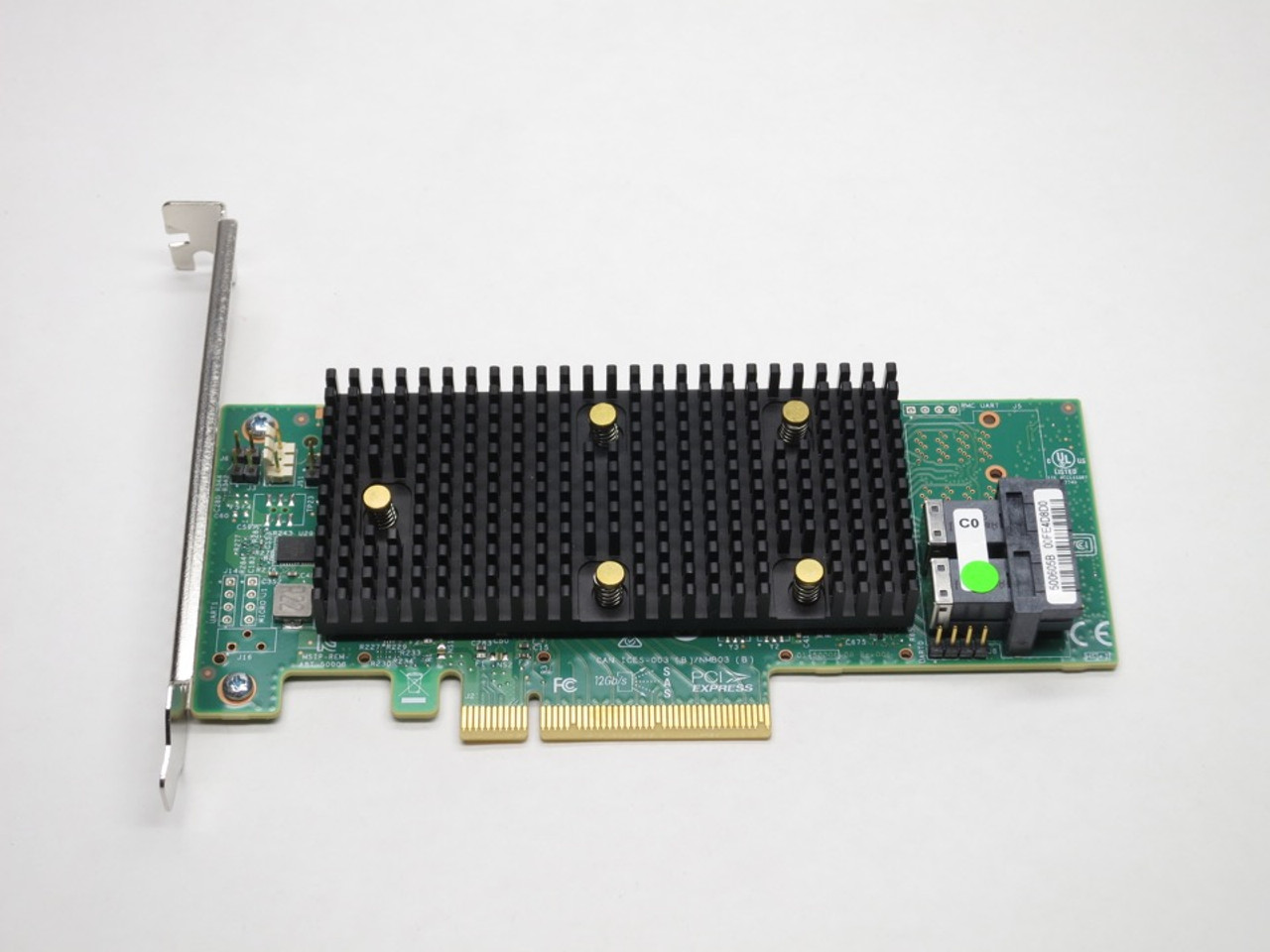 0YR37 DELL 8-PORT SAS/SATA/NVME TRI-MODE PCIE 12Gb/s MR 9440-8I