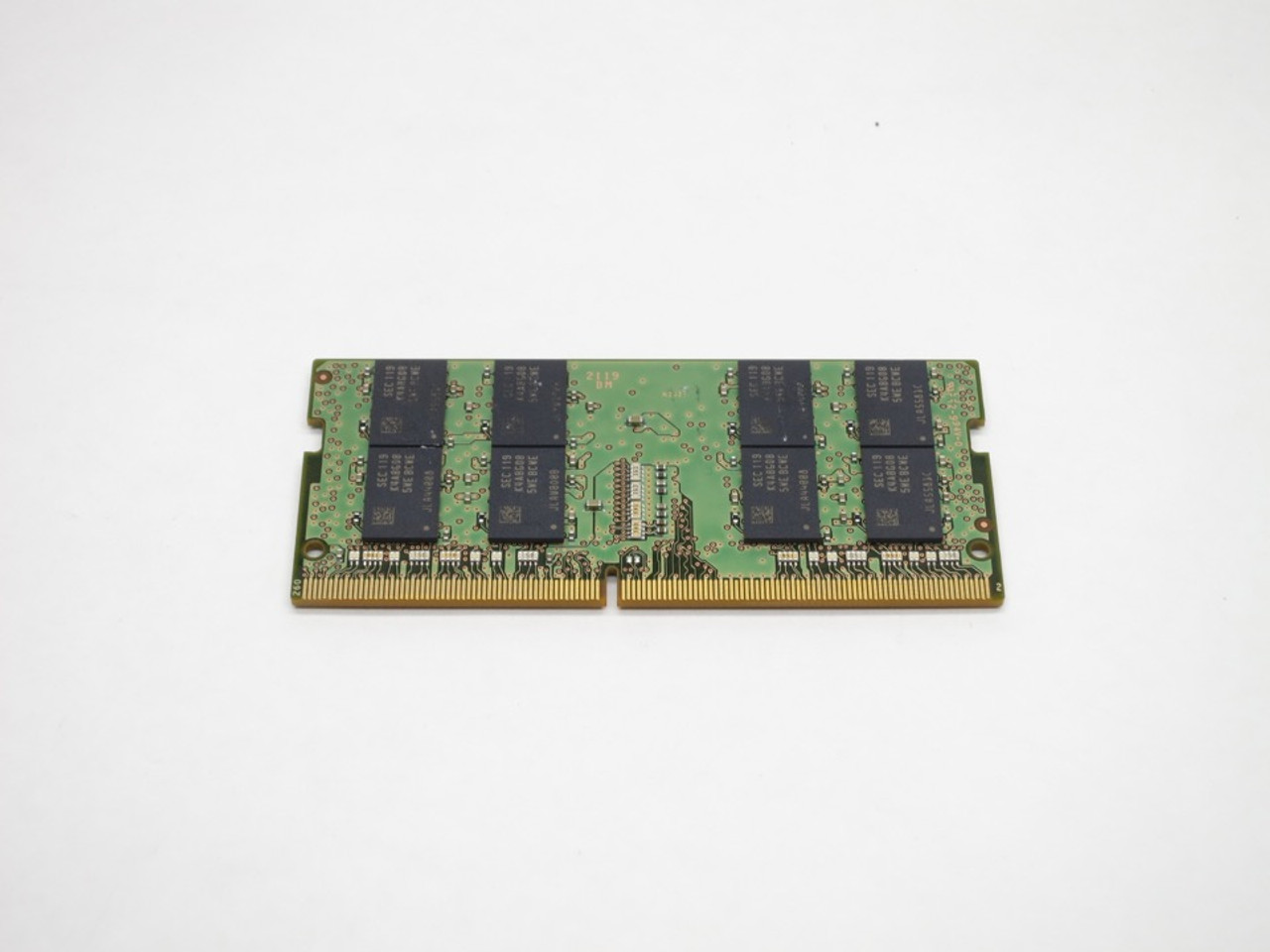 M471A2K43EB1-CWE SAMSUNG 16GB DDR4 3200 SODIMM 2Rx8 CL22 PC4-25600 1.2V  260-PIN MODULE - Aeon Micro Inc