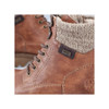 Remonte 73220-24 casual shoe. A stylish women's comfort shoe designed for everyday wear with timeless autumn styling.