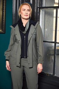 ORA Clothing ORW25105 Hooded jacket with contrast inset section Army/Black 599 ORA Clothing ORW25105 Hooded jacket with contrast inset section Army/Black 599