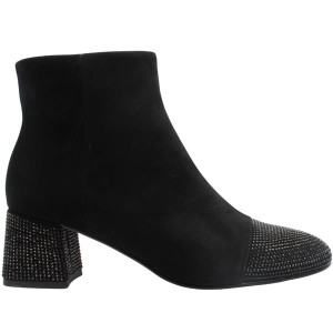 Lorette Vital ankle boot (C1507) in black suede combines elegance and comfort Lorette Vital ankle boot (C1507) in black suede combines elegance and comfort