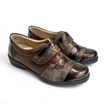 Suave Glouchester wide fitting velcro shoe Brown