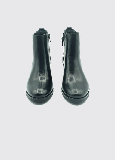 DUBARY Clea Chelsea Boot Black