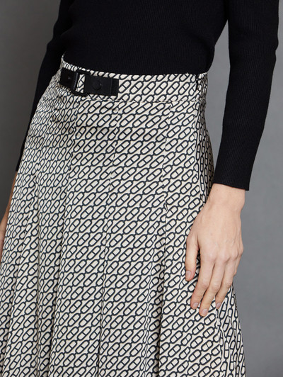 Skatie S75F01BLK Chain print satin skirt