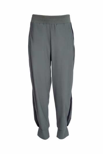 Naya NAW25120 Slim leg trouser with cuff detail and contrast panel at sideseams Forest/Black 549