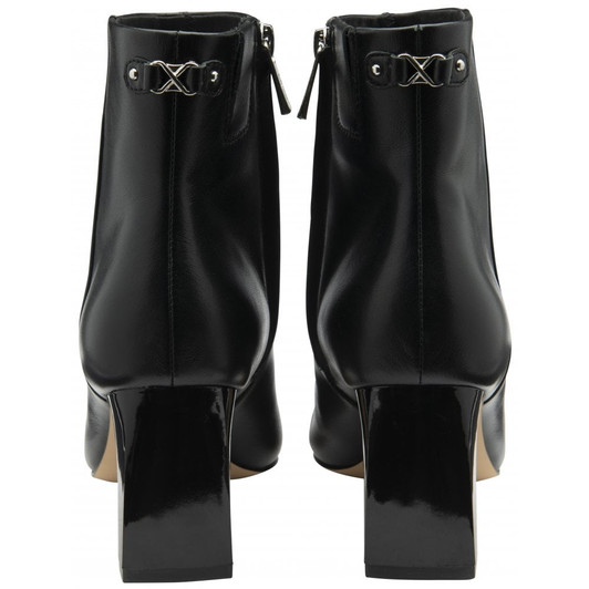 Lotus Women's Danni Boot Ankle Black leather