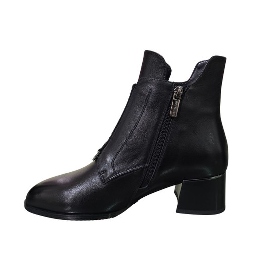 The Lorette Vital leather ankle boot (C9663) combines sleek black leather with a mid-block heel.