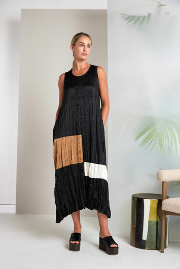NAYA NAS26288 Round neck crushed dress with colour bands Black/off white 911