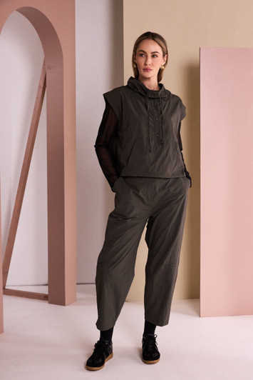 NAYA NAW26191 Baloon Shape Trouser With Knee Dart