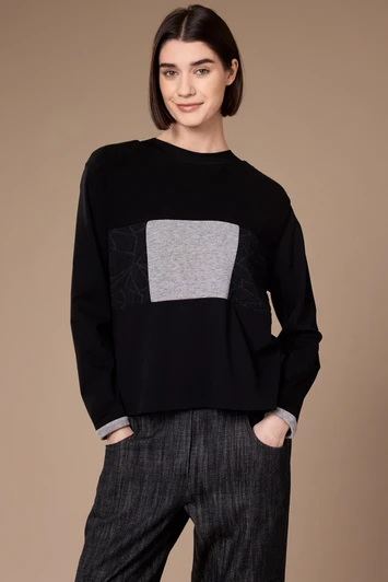 W26131 TEXTURED PANEL TOP BLACK
