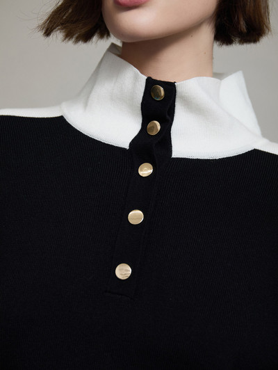 Skatie S97K13BLK Bicolor buttoned collar sweater