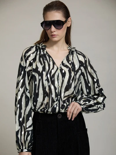 Skatie S95B09BLK Ruffled neckline printed blouse