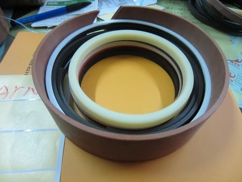 Lz00474 Blade  Cylinder Seal Kit Fits Case Cx75Sr Cx80