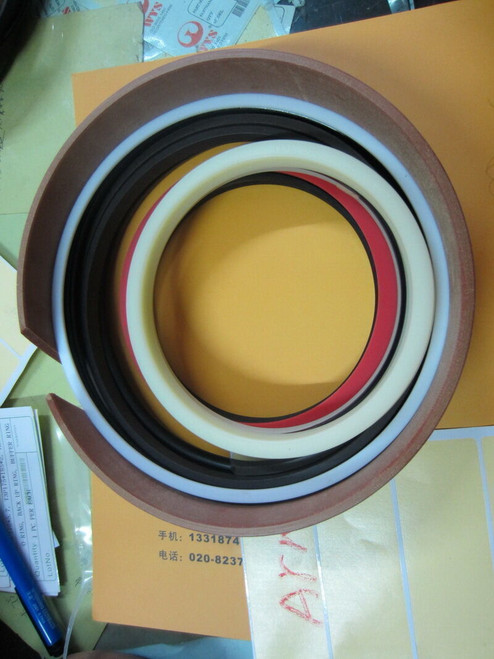 Lz008490 Bucket Cylinder Seal Kit Fits Case Cx290B Sumitomo Link Belt