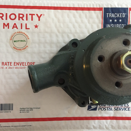 34545-00013 34545-00010  WATER PUMP FITS S4F S2E S3E S4E S4E2 Forklift FD20 FD30