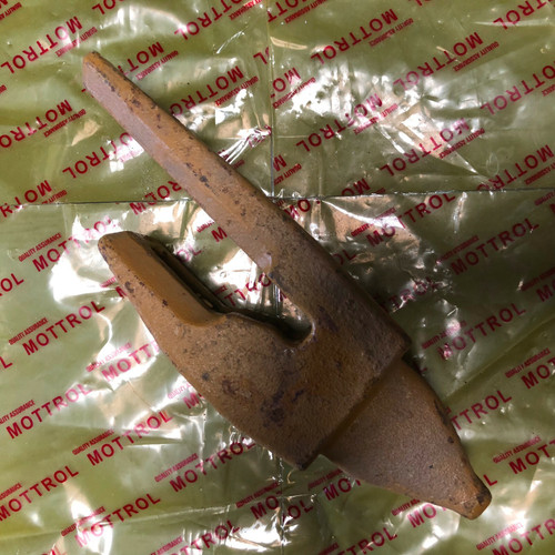 23574-22 Adapter ,22S Teeth ,Pin 22Pn ,Rubber Lock 22Lk For 22S Bucket Combo