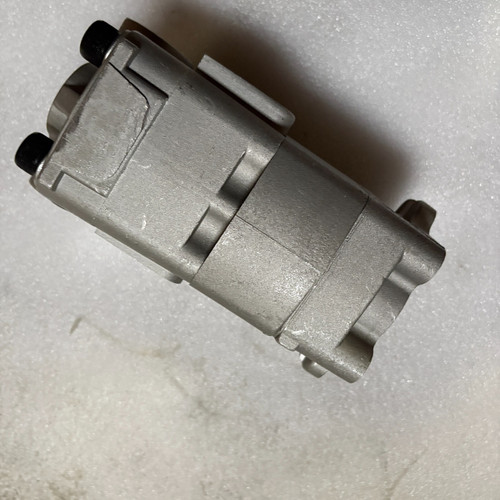 Yt10V00005F1 Gear Pump For Kobelco 70Sr 70Sr-1E 80Msr 80Msr-1E Sk80Cs Sk60Sr E80