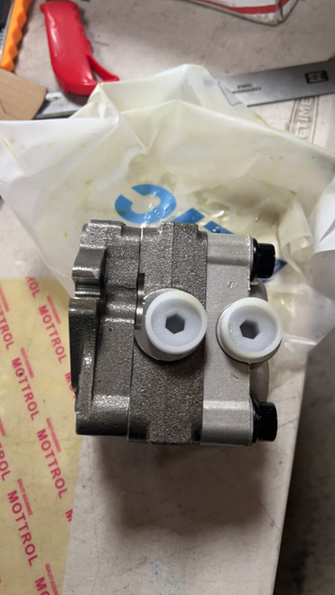 172458-73612 Gear Pump Fits For Yanmar Vio30-3 Vio30-2 Pump Pvd-2B-36