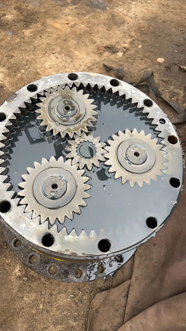 Used Swing Reduction With Motor Fits Kobelco Sk330-8 Sk350-8 New Holland E385B