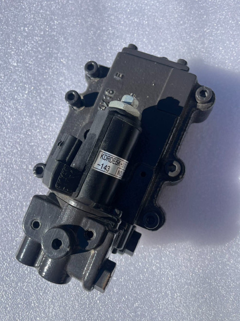 Voe14629549 Regulator  Fits For Volvo Ec220D Ec235D K3V112Dtp Hyd Pump