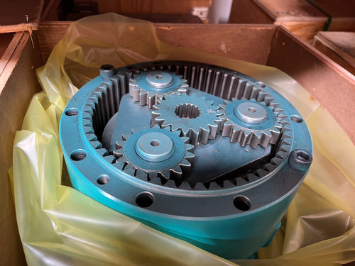 24100J11681F1 Swing Reduction Fits Kobelco Sk120-3 Sk130Lc Sk120 Mark Iii