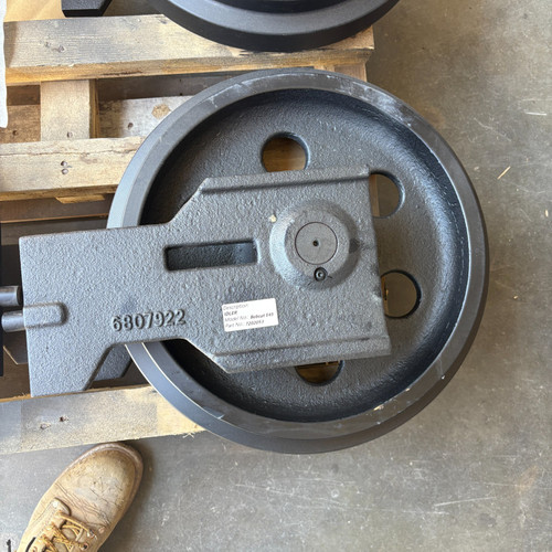 Idler 6807922 Fits  For Bobcat Excavator 337 337D 341 341D 442 435 X337 X341D