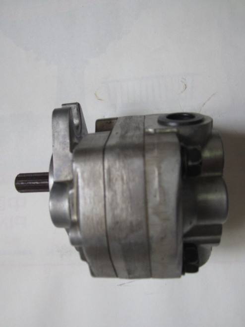 KP1009CLFSS GEAR PUMP ASSY FITS KOBELCO SK120-3 SK200-3 SK120-5 KP1009CLFSS GEAR PUMP ASSY FITS KOBELCO SK120-3 SK200-3 SK120-5