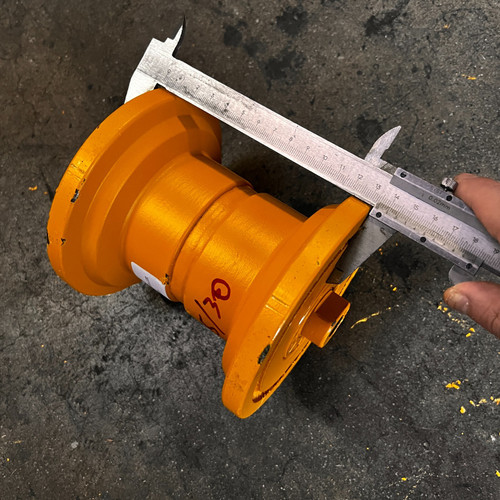 Track Roller 172441-37301 For Yanmar  B30V B37V B25V Vio30-3 Vio35-3 Vio35-5