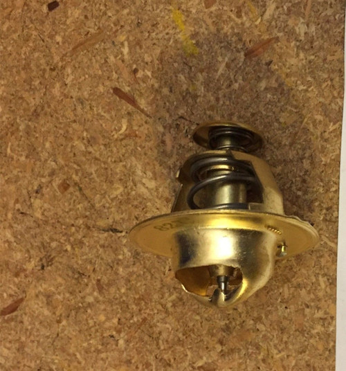 600-421-6360 Thermostat Fits Komatsu 6D95 Pc200-6 Pc220-6 Pc240-6 Pc210-6