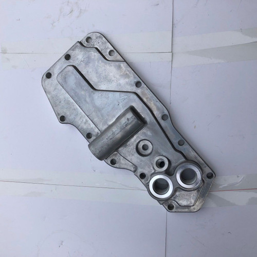 Cover of Lub Oil Cooler for cummins B3.9L 5.9L 4B 4BT 4BTA 6B 6BT 6BTA 3923332