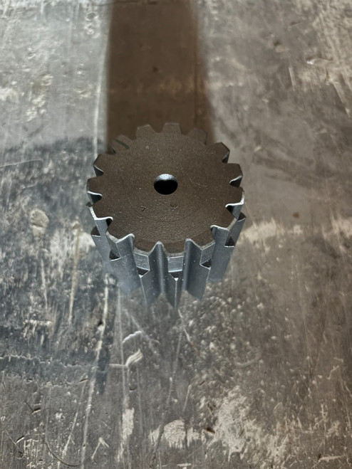 20Y-26-21210 Sun Gear 2Nd For Komatsu Pc200-6 Pc210-6 Swing Device 6D95 Engine