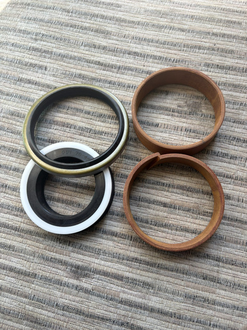 113-30-24240 50Mm Track Adjuster Cyl Seal Kit For Komatsu D31E D31P -20 -18