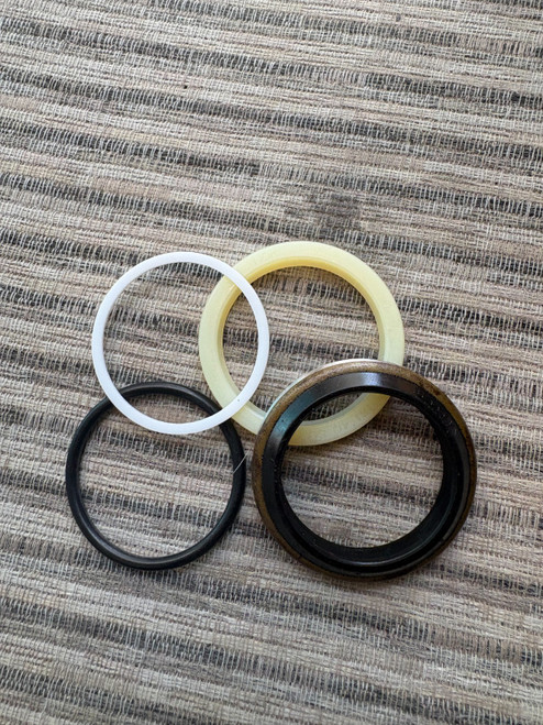 Pc30-7 Pc45Mr Pc45R-8 Pc50Uu Pc55Mr Pc50Ud Track Adjuster Seal Kit 40Mm