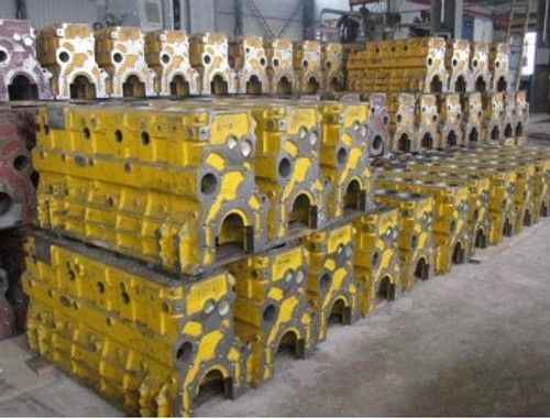 3966448 3933370  HEAD CYLINDER  B3.9 ENGINE