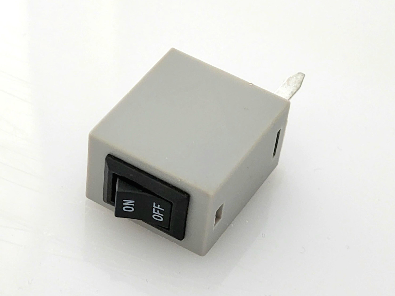 HHP Fuel Pump Relay Bypass Switch photo-relay-circuit