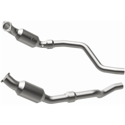 Magnaflow 16421 Direct Fit Catalytic Converters OEM Grade Federal / EPA for 05-17 Challenger, Charger, Magnum & 300 5.7L HEMI RWD