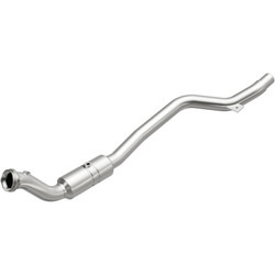 MagnaFlow 5561100 Direct Fit Catalytic Converter California CARB Passenger Side for 11-14 Challenger, Charger & 300 3.6L