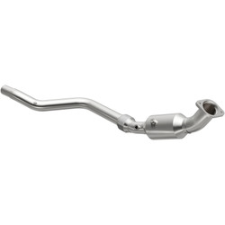 MagnaFlow 5561140 Direct Fit Catalytic Converter California CARB Driver Side for 2007 Charger, Magnum & 300 3.5L RWD