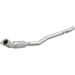 MagnaFlow 21-539 Direct Fit Catalytic Converter OEM Grade Federal / EPA Passenger Side for 05-10 Charger, Magnum & 300 2.7/3.5L AWD