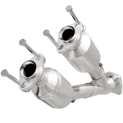 MagnaFlow 49465 Direct Fit Catalytic Converters OEM Grade Federal / EPA for 00-01 Jeep Cherokee XJ 4.0L