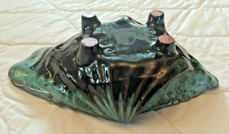 Vintage Blue Mountain Pottery Canadian Made Shell Dish