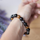 Bracelet de protection à trois pierres
