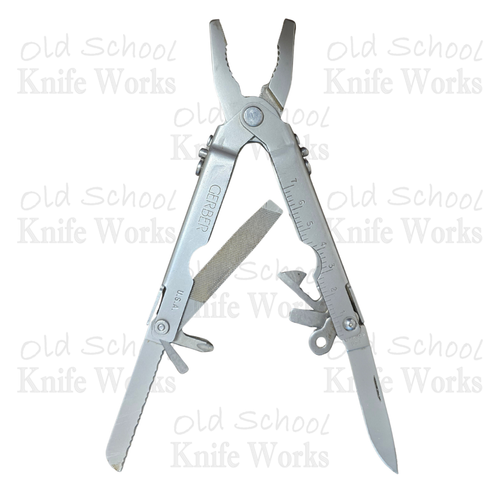 Gerber USA Multi Plier Multi Tool w/ Sheath