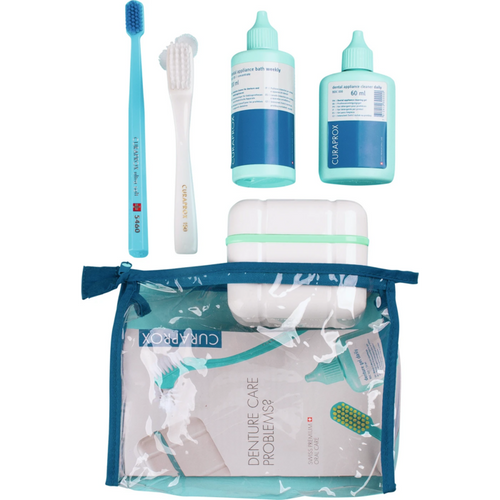 CURAPROX BDC sett med 2 rengjøringsmidler (daglig, ukentlig), oppbevaringsboks, protesebørste, tannbørste, oppbevaringspose, instruksjoner