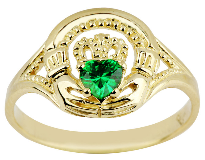 Gold Claddagh Ring with Emerald