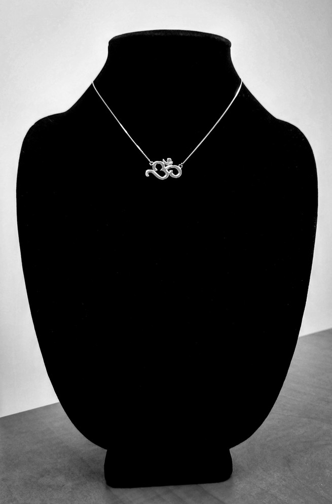 14K White Gold Om Necklace