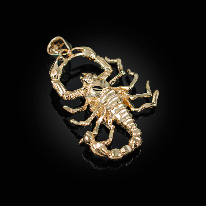 Yellow Gold Mens Scorpion DC Pendant