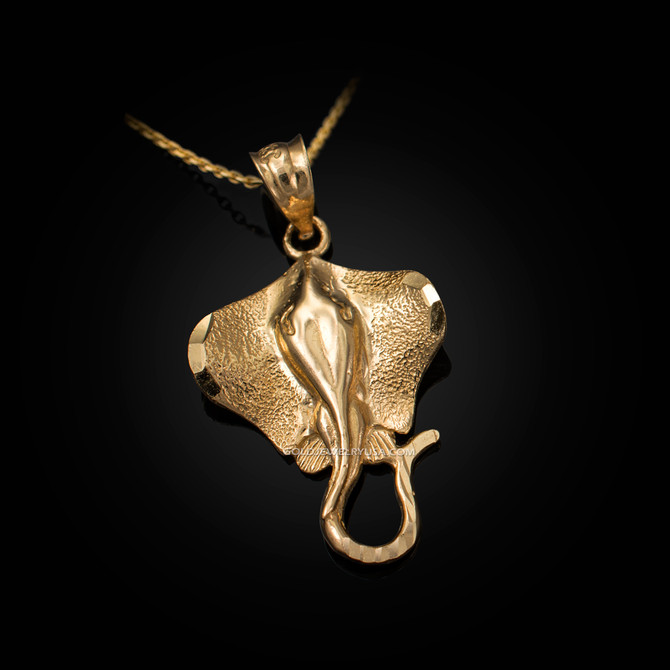 Yellow Gold Stingray Fish DC Pendant Necklace