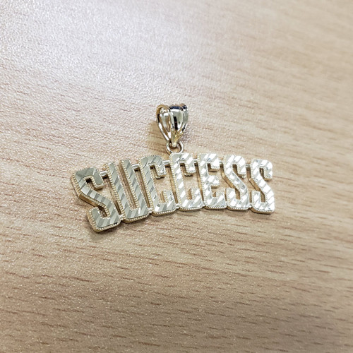 SUCCESS Yellow Gold DC Pendant Necklace