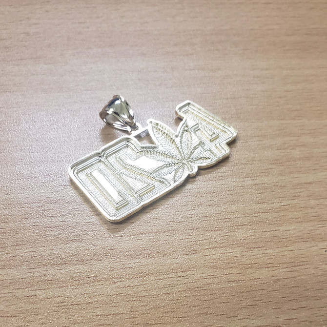 Gold Marijuana Leaf 420 Hip-hop DC Pendant